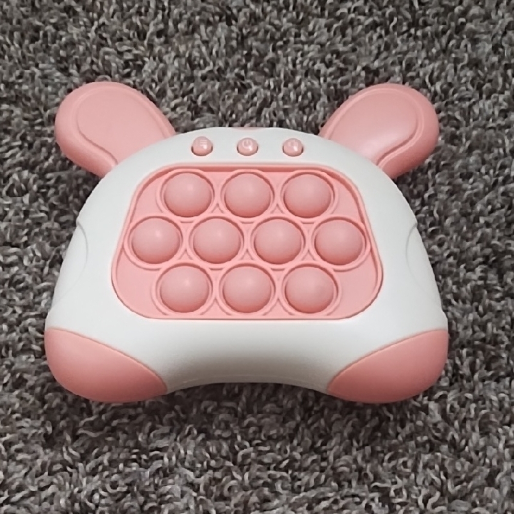 Pink and White Puzzle Game with Kawaii Design